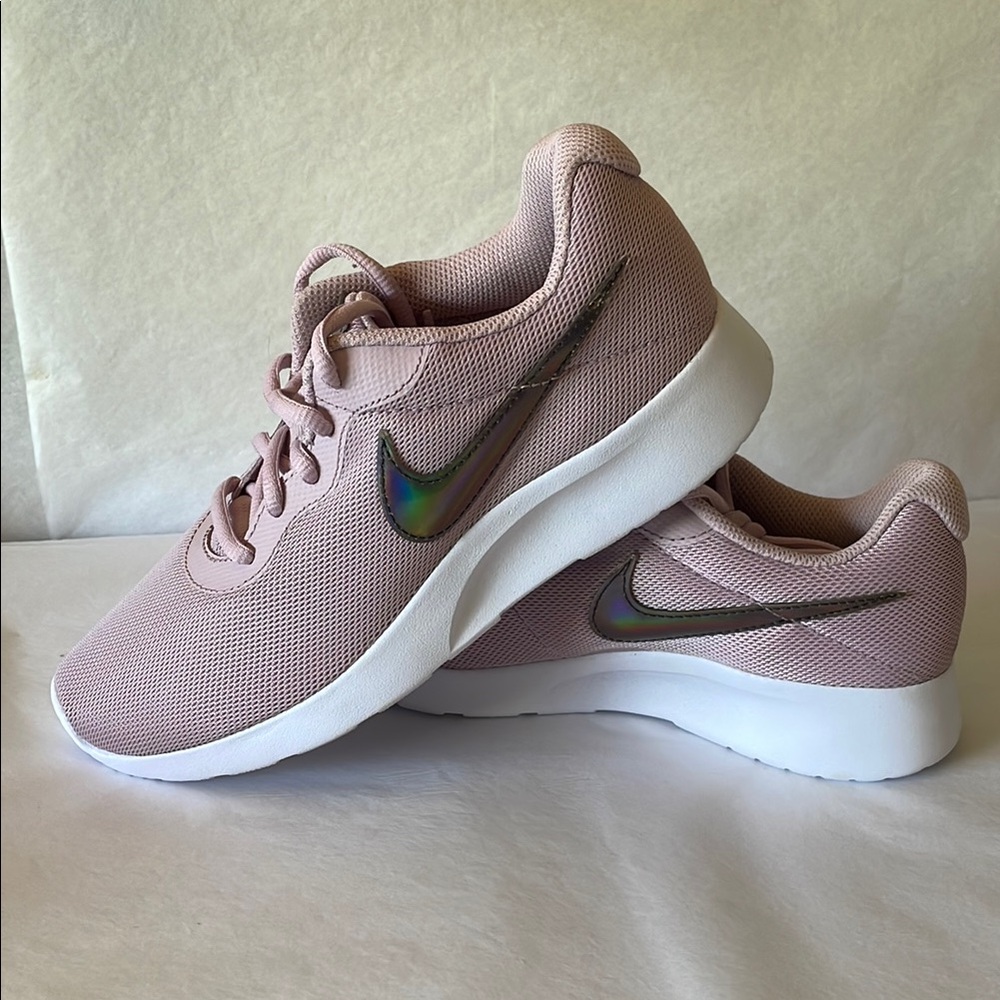 Nike Purple and White Sneakers with‎ Minimalist Design